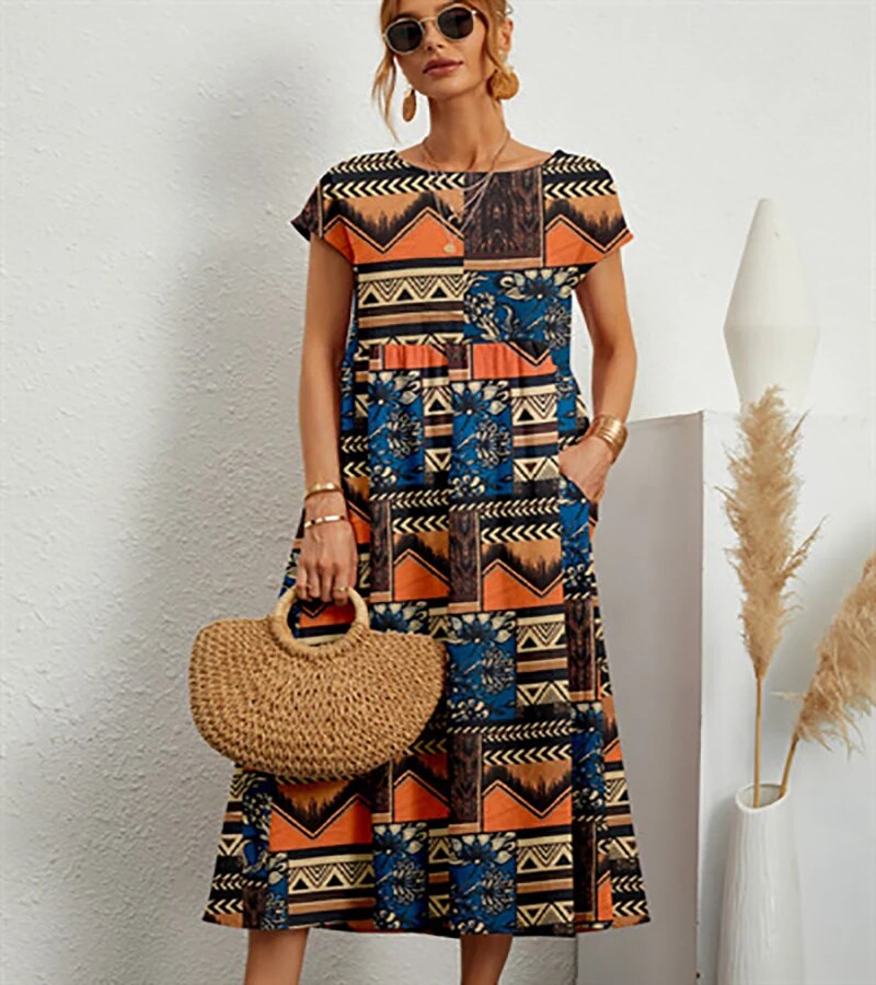 Lea – Elegant layered dress with tummy coverage
