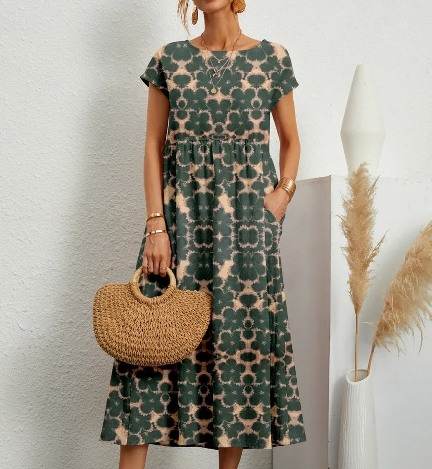 Lea – Elegant layered dress with tummy coverage